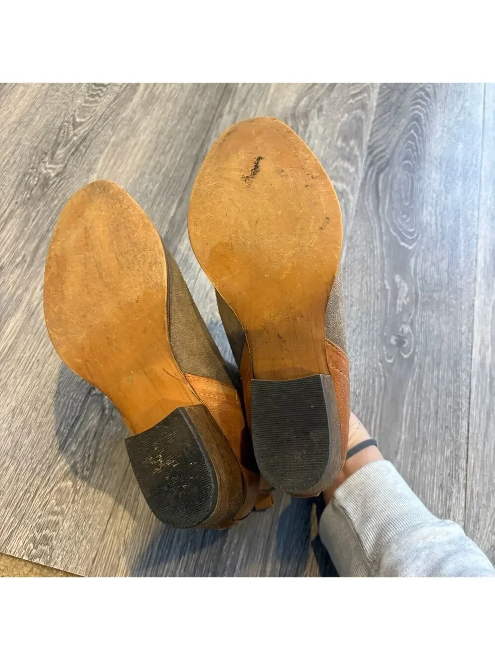 Diba Suede Ankle Booties in Taupe Size 9.5